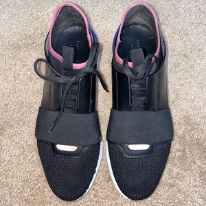 Balenciaga race runners
